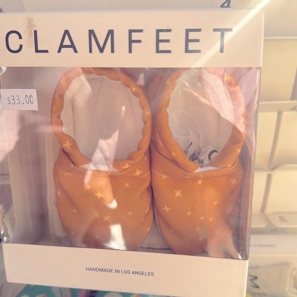 Clamfeet baby shoes new in box